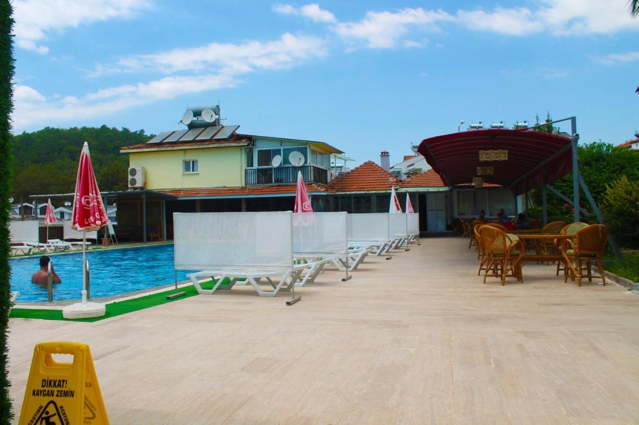 Hotel Carmina 3*