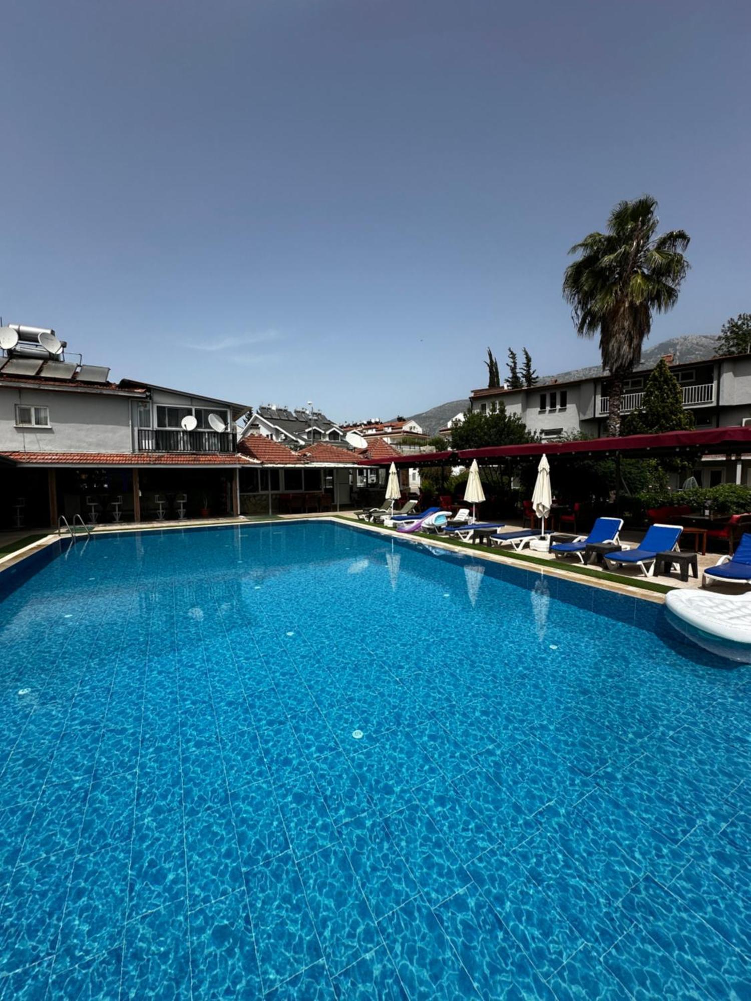 Carmina 3* Ovacık