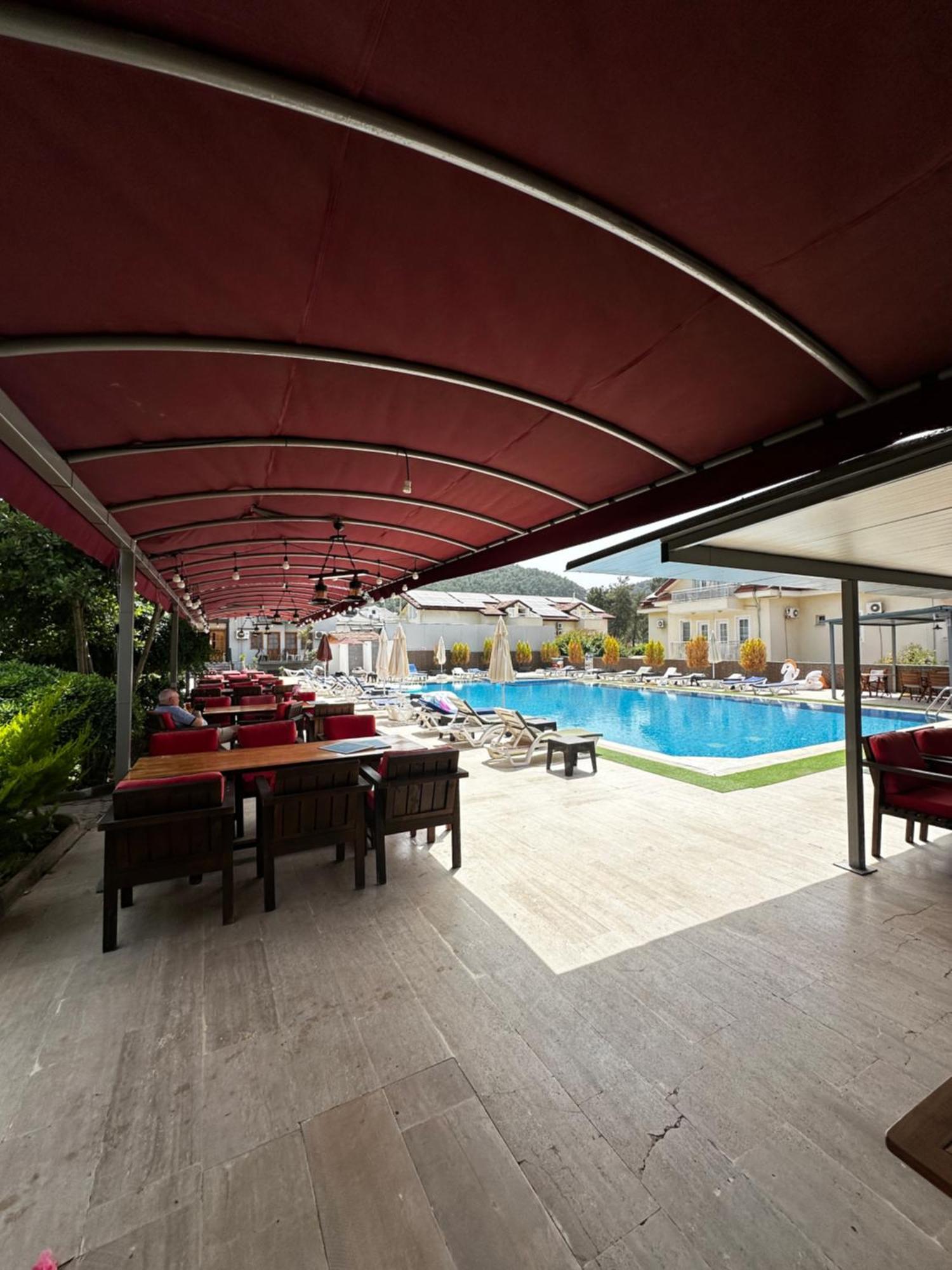 Hotel Carmina
