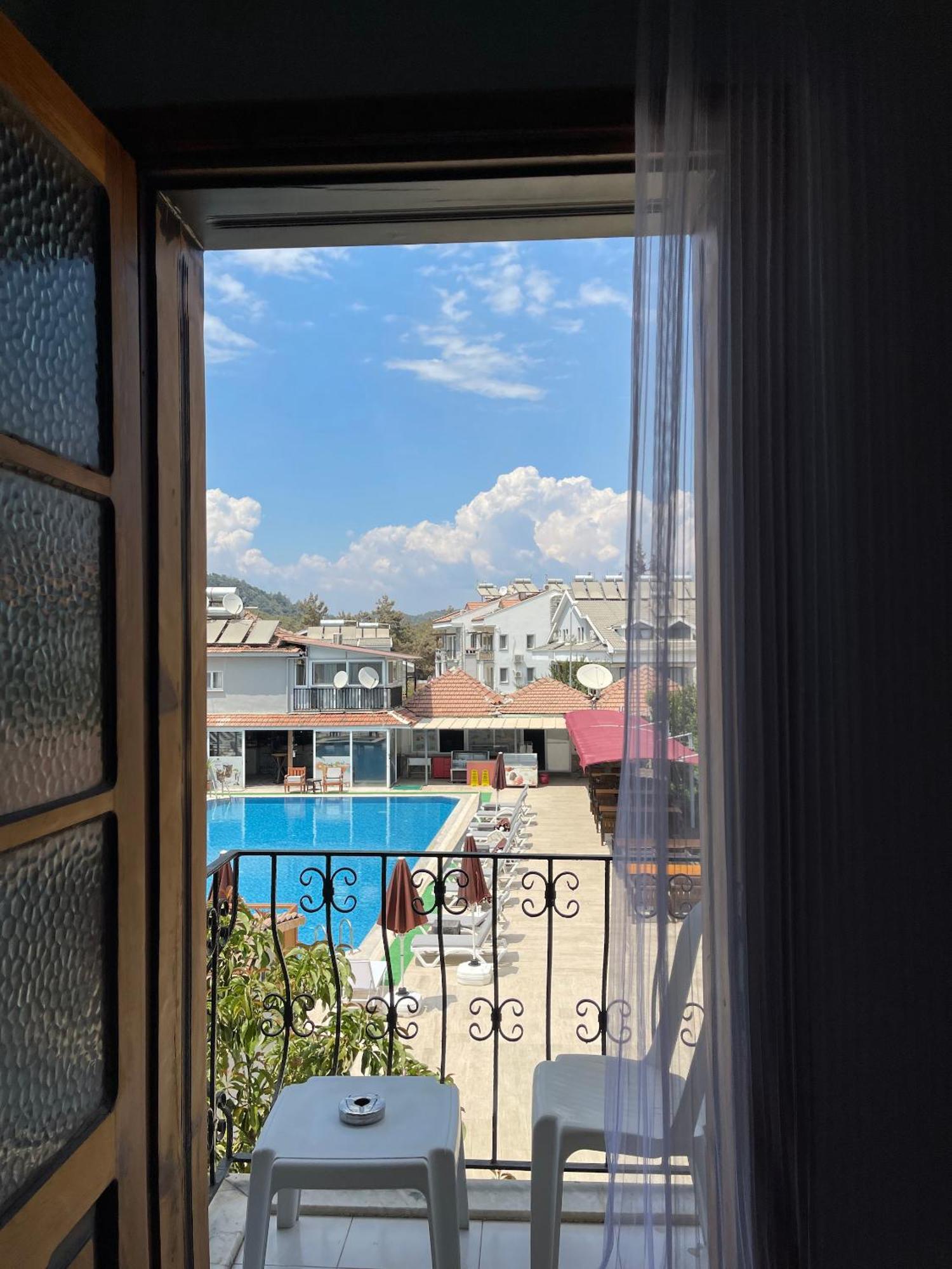 Hotel Carmina