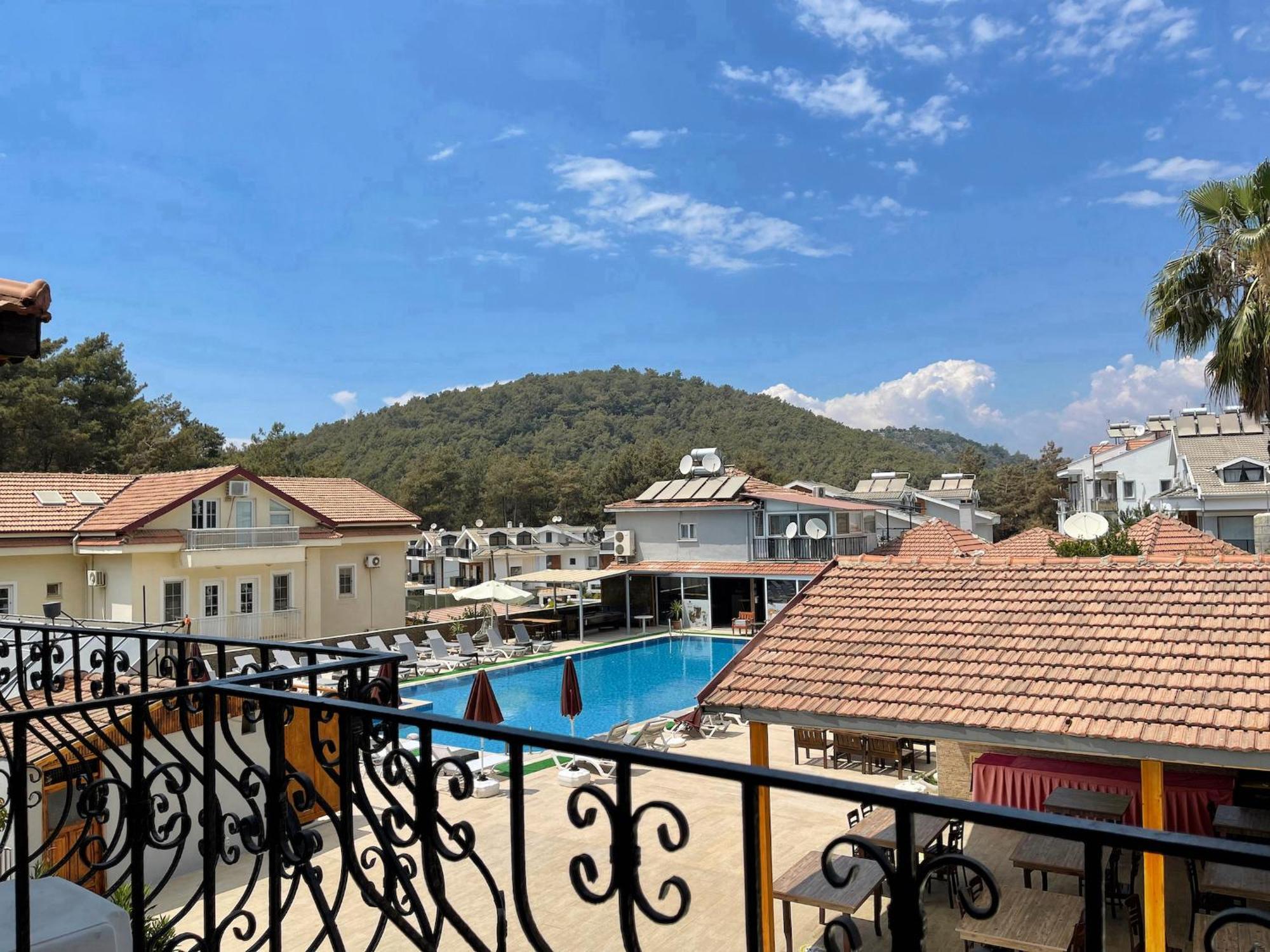 Carmina 3* Ovacık